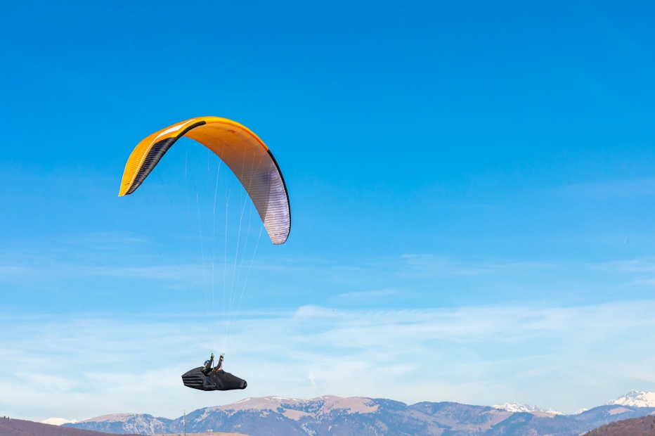 ICEPEAK XONE NIVIUK パラグライダー輸入販売代理店 エアハートコーポレーション AIRHEART Co.